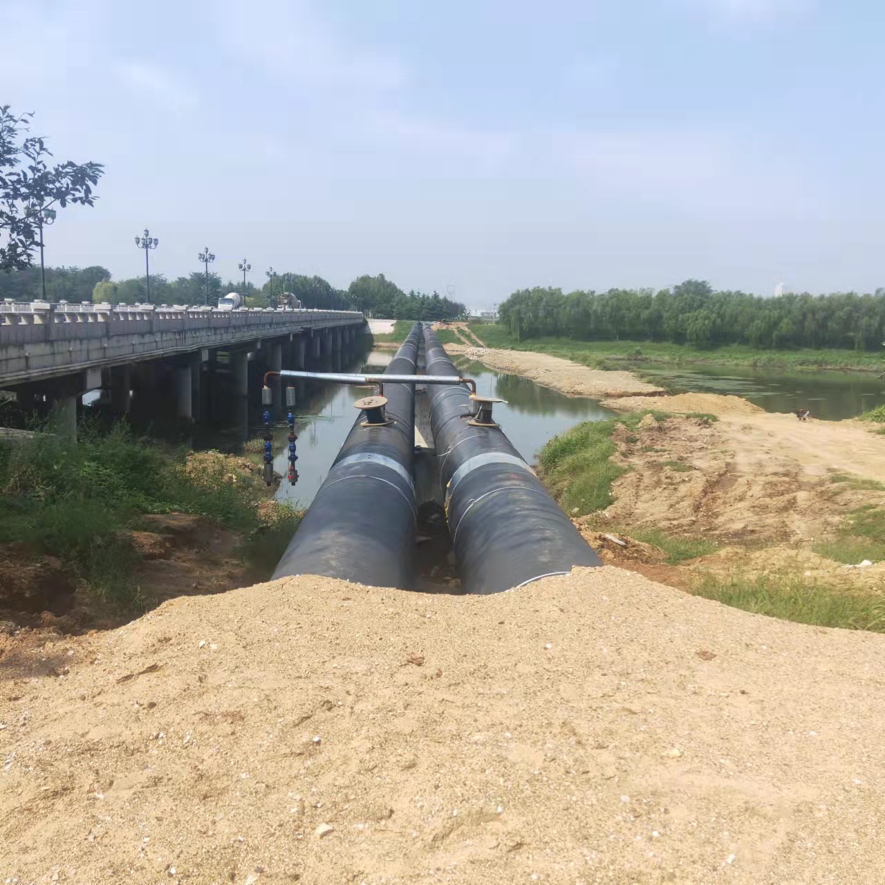 喀什管道长距离内部除垢输油管道清洗